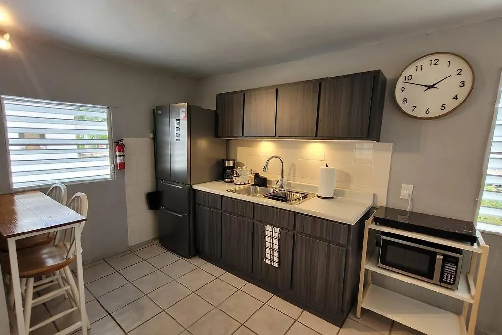 Naguabo Renovated Property - Cozy Apartment